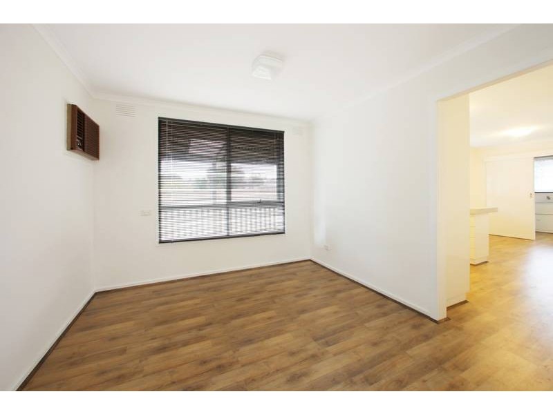 1/19 Lloyd Street, Knoxfield VIC 3180