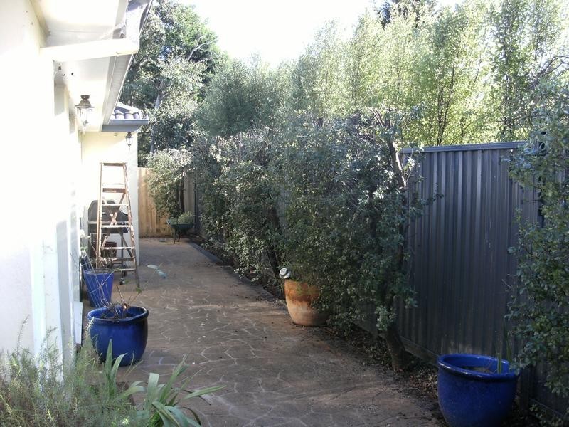 2/35 Spruce Drive, Rowville VIC 3178