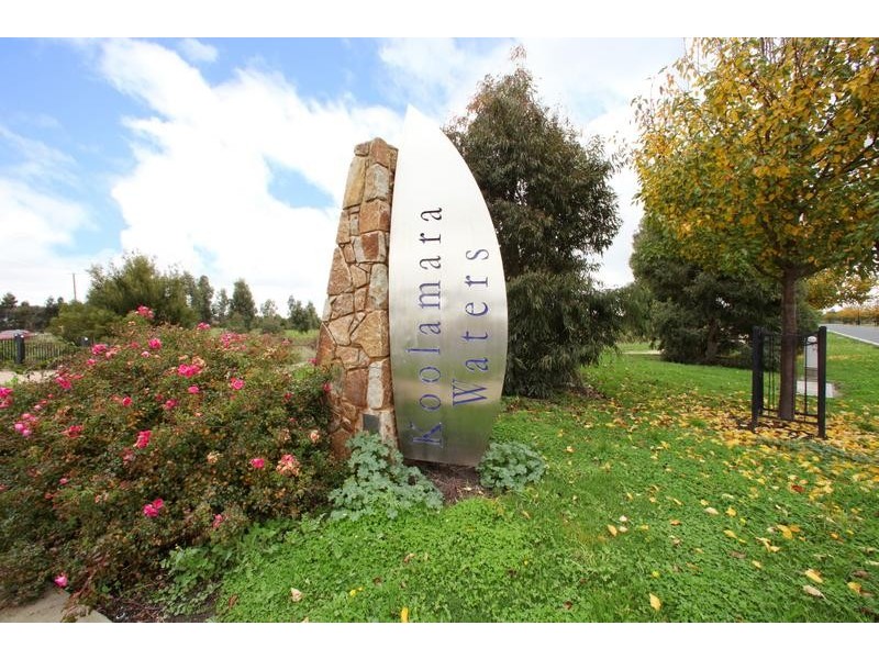 45 Paringa Drive, Ferntree Gully VIC 3156