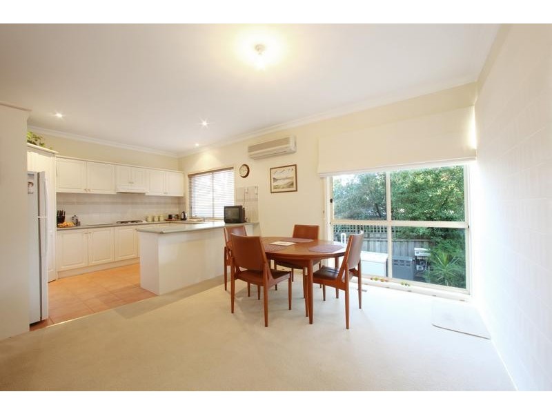 2/2A Verbena Avenue, The Basin VIC 3154