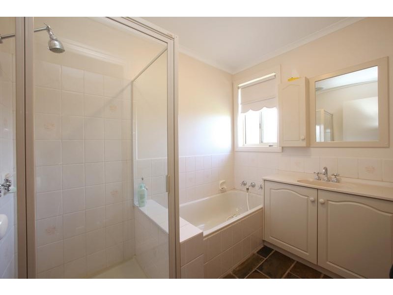 36 Bales Street, Ferntree Gully VIC 3156