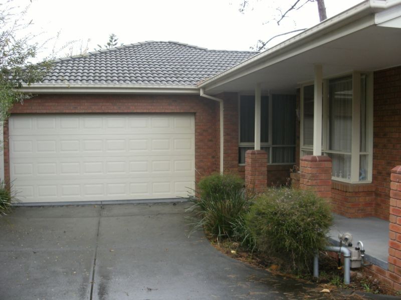 4/4 Highmoor Avenue, Bayswater VIC 3153