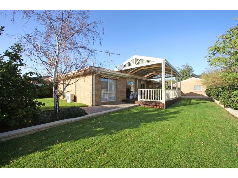396 Dandelion Drive, Rowville VIC 3178