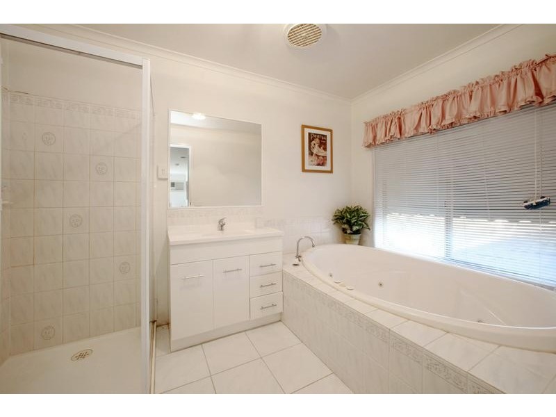 3 Ashbee Court, Rowville VIC 3178