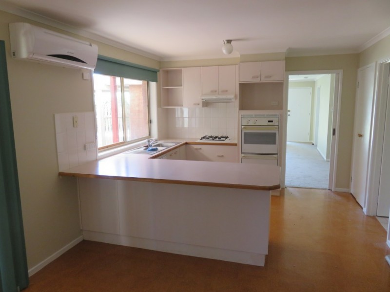 5 Metcalf Crescent, Rowville VIC 3178