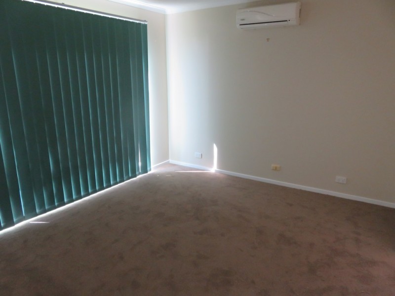 5 Metcalf Crescent, Rowville VIC 3178