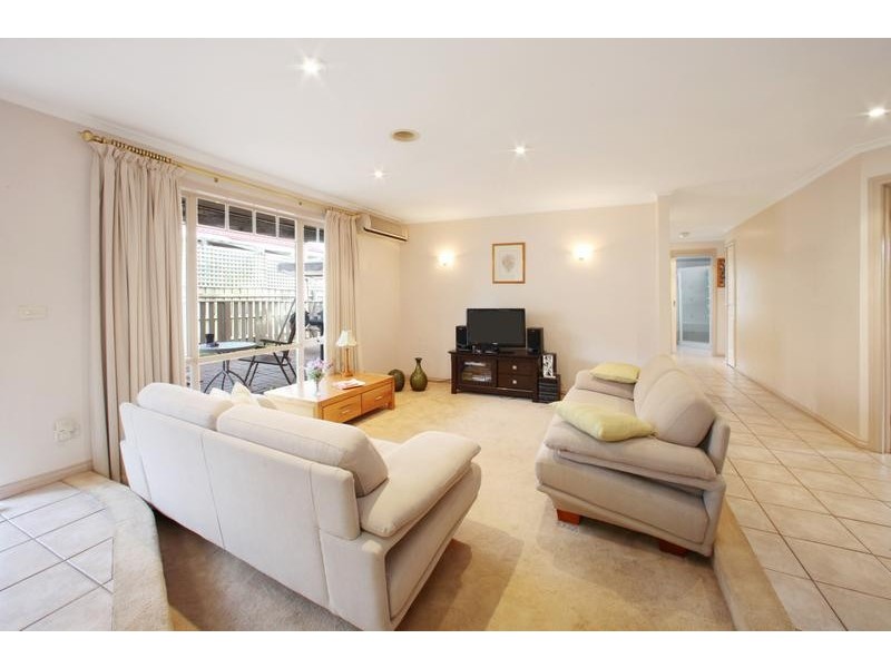 44 Kellbourne Drive, Rowville VIC 3178