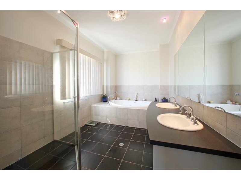 3 Rutherglen Court, Rowville VIC 3178