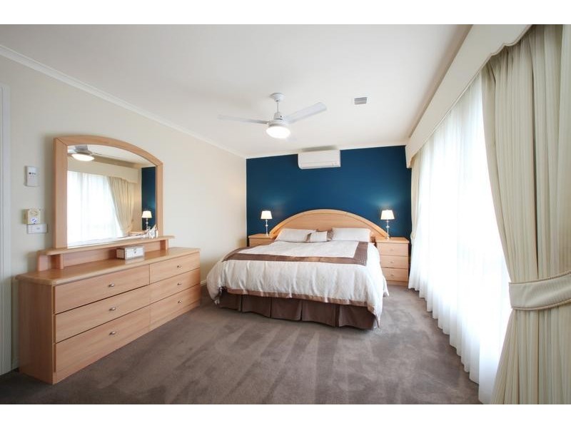 6 Elba Close, Rowville VIC 3178