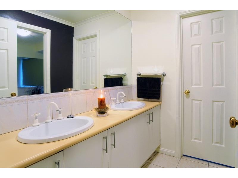 6 Elba Close, Rowville VIC 3178