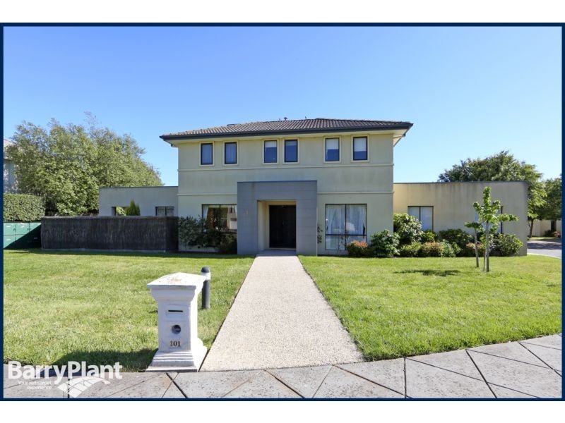 101 Sovereign Manors Crescent, Rowville VIC 3178