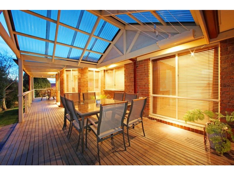 11 Finsbury Close, Rowville VIC 3178