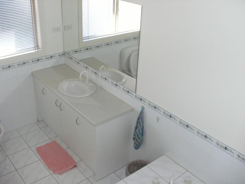 2 Ranceby Close, Rowville VIC 3178