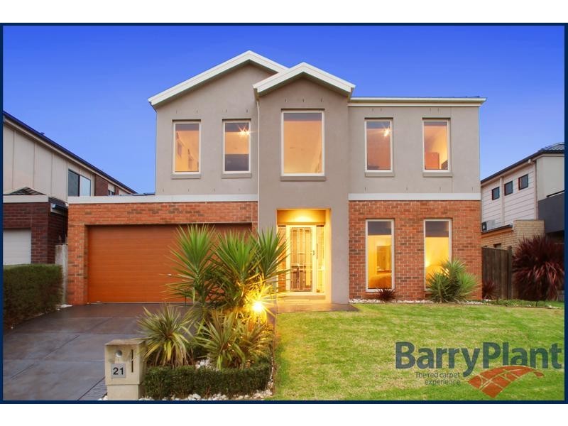 21 Monbulk Crescent, Rowville VIC 3178