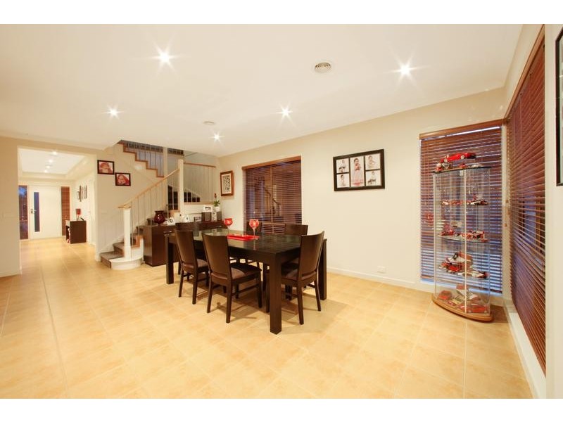 21 Monbulk Crescent, Rowville VIC 3178