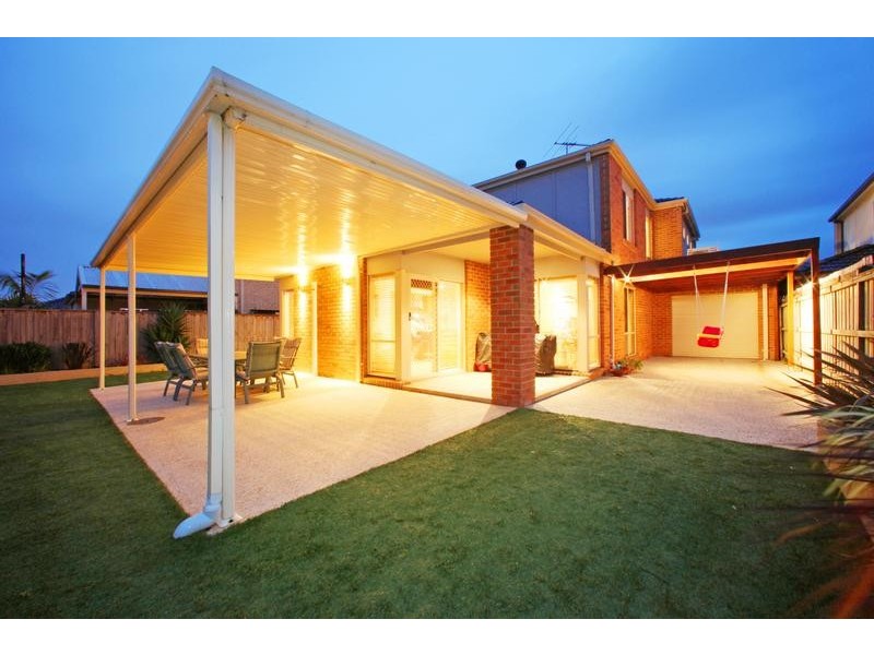 21 Monbulk Crescent, Rowville VIC 3178