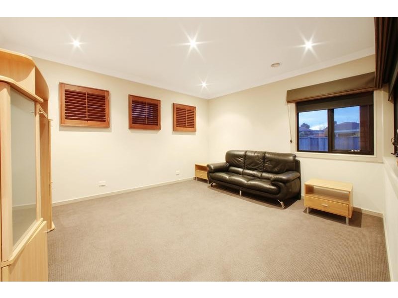 3 Regents Park Court, Rowville VIC 3178