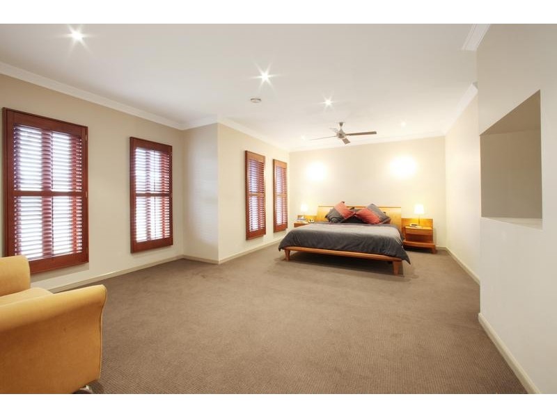 3 Regents Park Court, Rowville VIC 3178