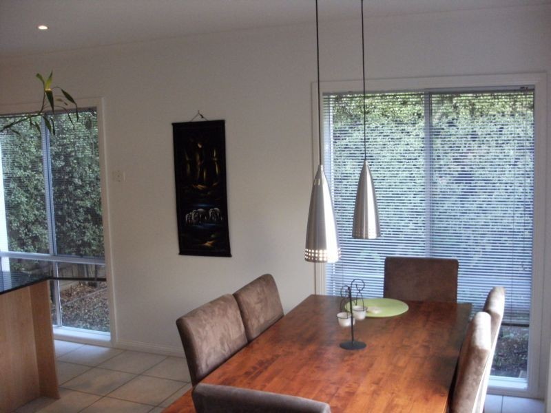 97 Sovereign Manors Crescent, Rowville VIC 3178