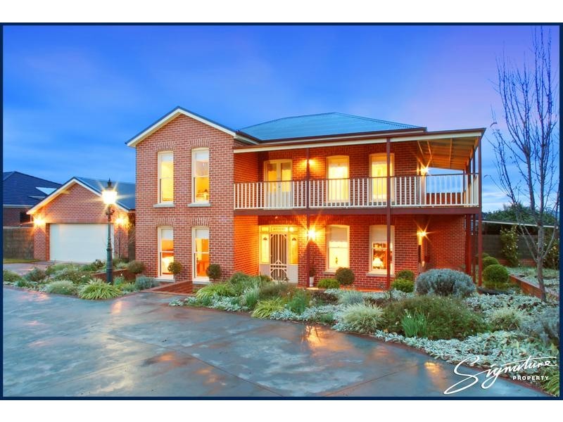 60 Grange Drive, Lysterfield VIC 3156