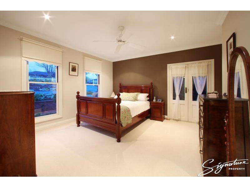 60 Grange Drive, Lysterfield VIC 3156