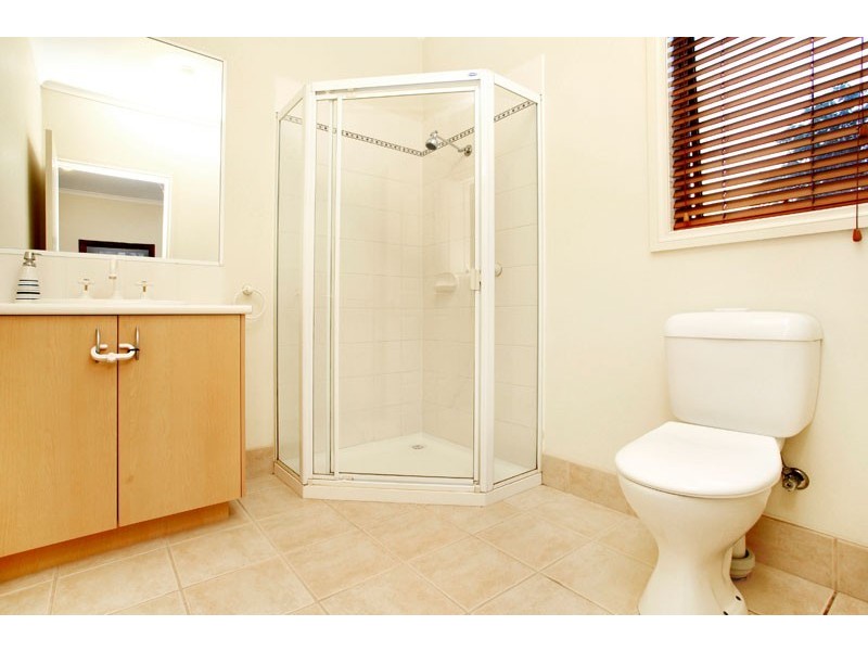 23 St Laurent Rise, Knoxfield VIC 3180