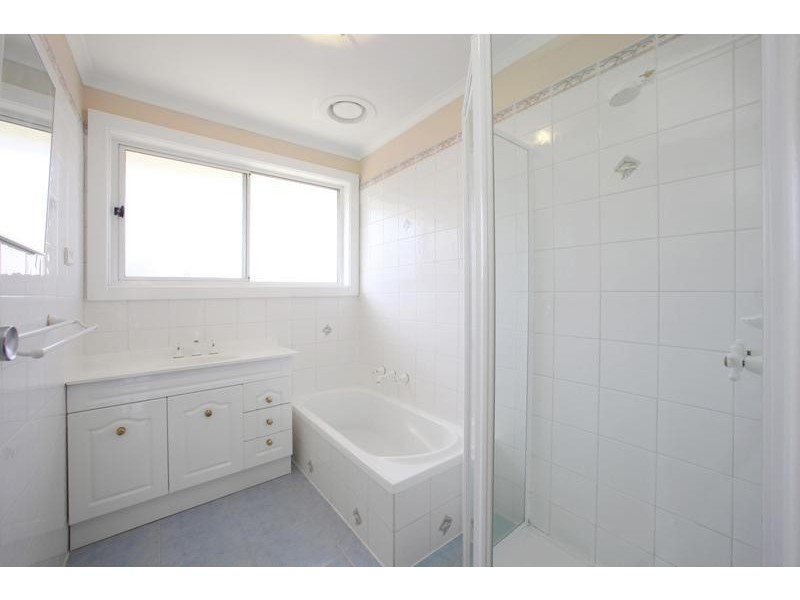 1/71 Laura Road, Knoxfield VIC 3180