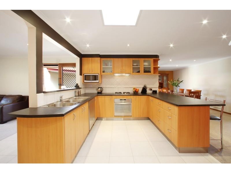 16 Emerald Court, Boronia VIC 3155