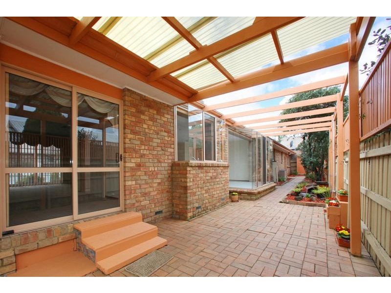 1 Gilligans Court, Rowville VIC 3178