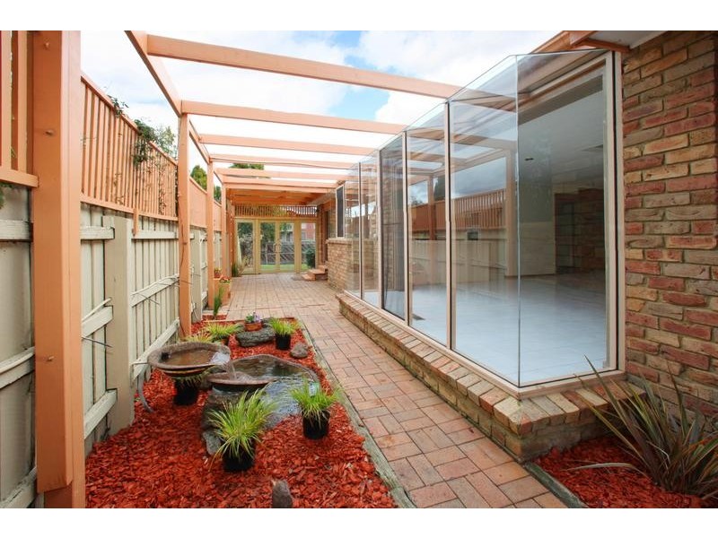 1 Gilligans Court, Rowville VIC 3178