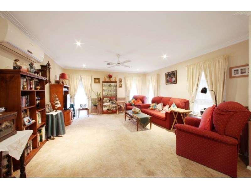 1 Russell Crescent, Boronia VIC 3155