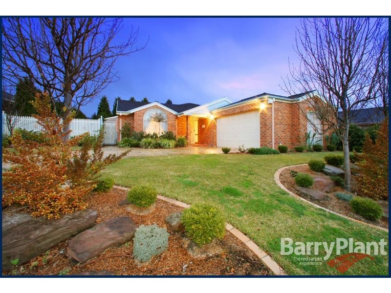 445 Dandelion Drive, Rowville VIC 3178