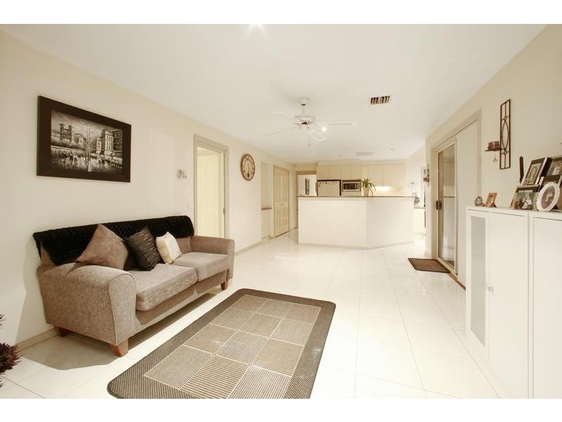 445 Dandelion Drive, Rowville VIC 3178