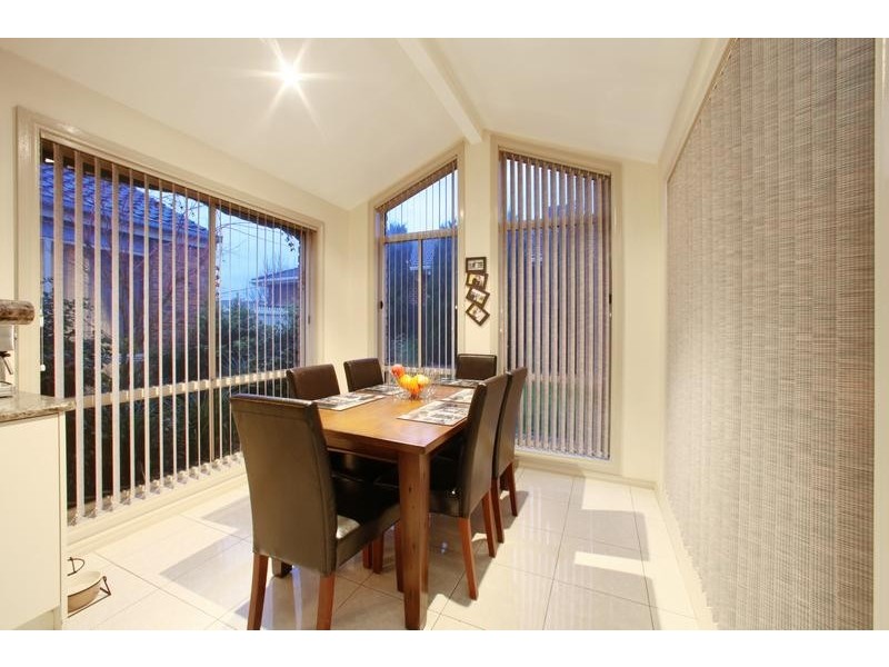 445 Dandelion Drive, Rowville VIC 3178