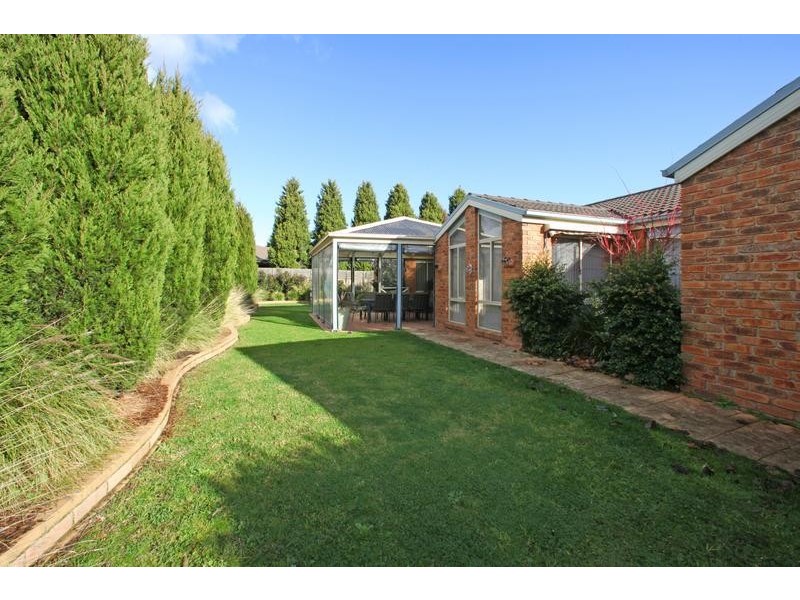 445 Dandelion Drive, Rowville VIC 3178