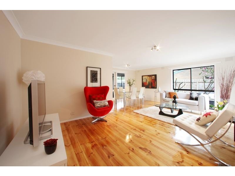 10 Bexsarm Crescent, Rowville VIC 3178