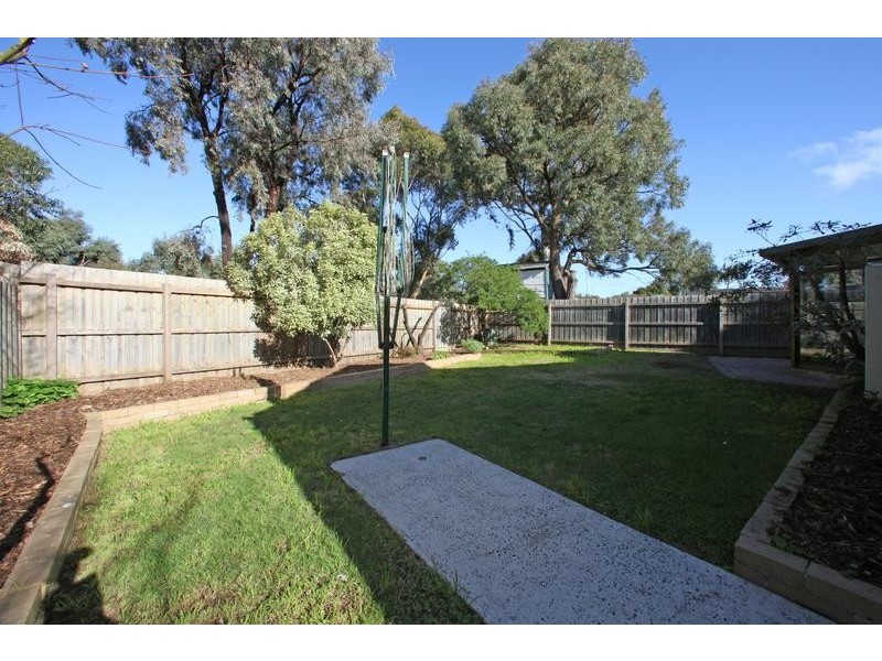 10 Bexsarm Crescent, Rowville VIC 3178