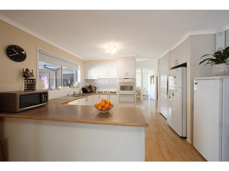 36 Landsborough Avenue, Rowville VIC 3178