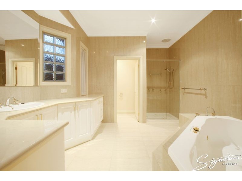 9 Hambleton Court, Lysterfield VIC 3156