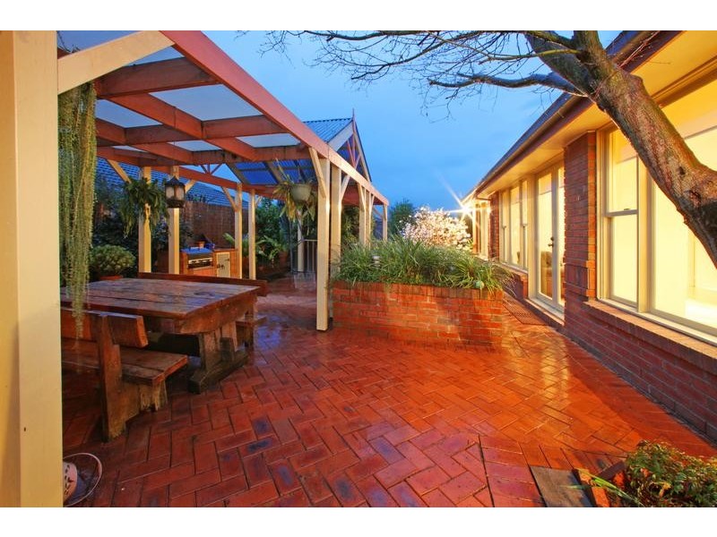 80 Karoo Road, Rowville VIC 3178