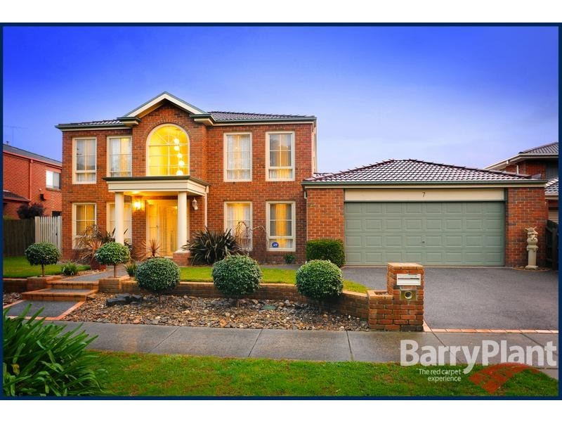 7 Fairway Drive, Rowville VIC 3178