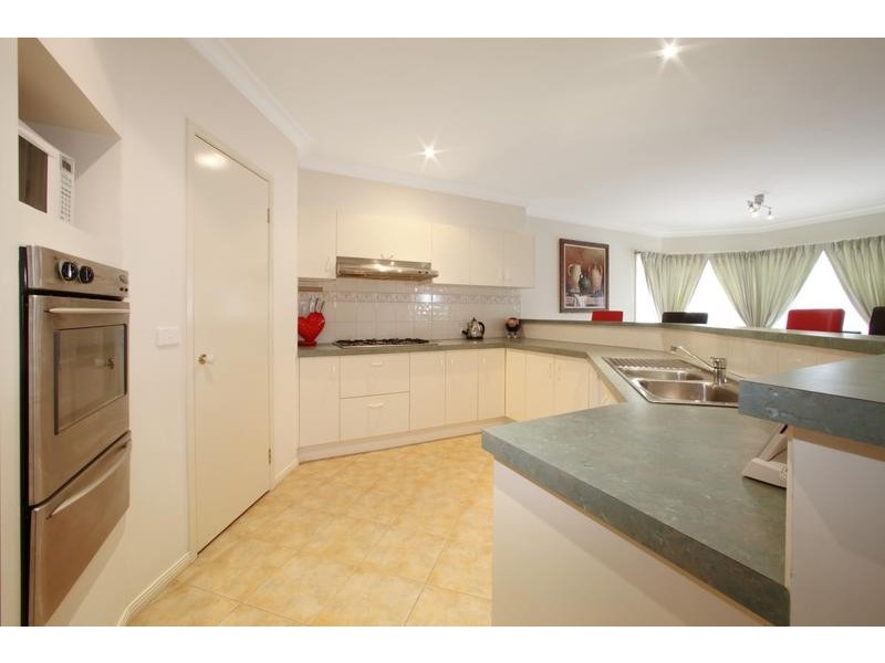 7 Fairway Drive, Rowville VIC 3178