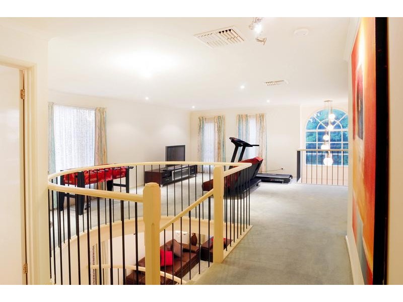 7 Fairway Drive, Rowville VIC 3178