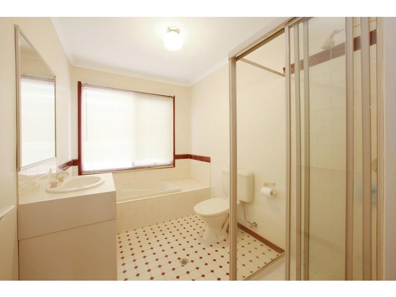 34 Quail Way, Rowville VIC 3178