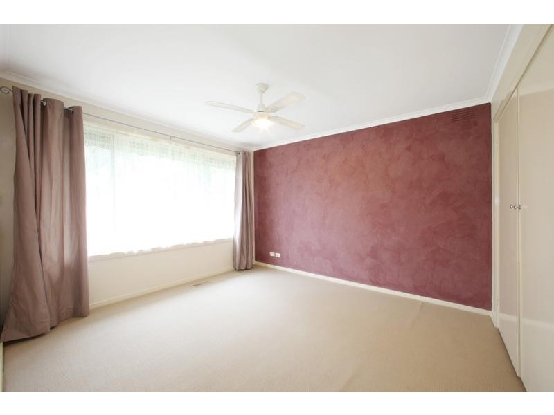 43 Renwick Road, Ferntree Gully VIC 3156