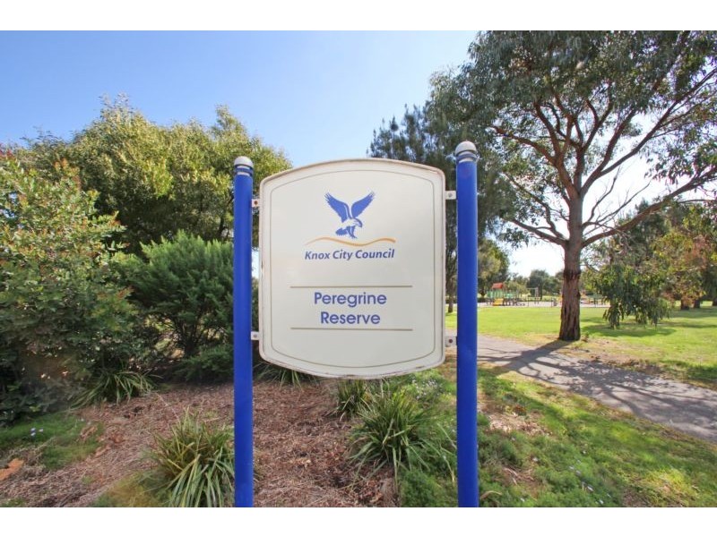 8 Lancom Rise, Rowville VIC 3178