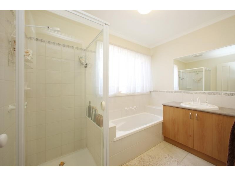 1 Memory Lane, Rowville VIC 3178