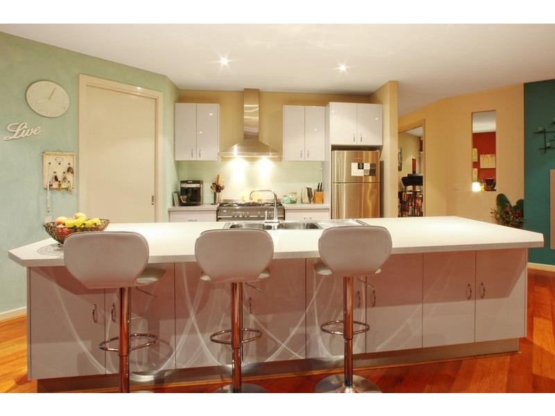 50 Paringa Drive, Ferntree Gully VIC 3156