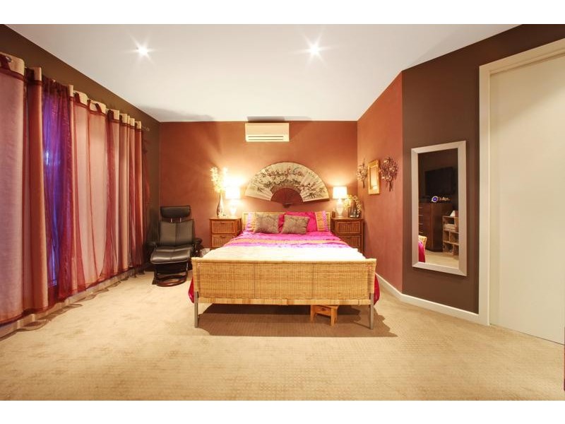 50 Paringa Drive, Ferntree Gully VIC 3156