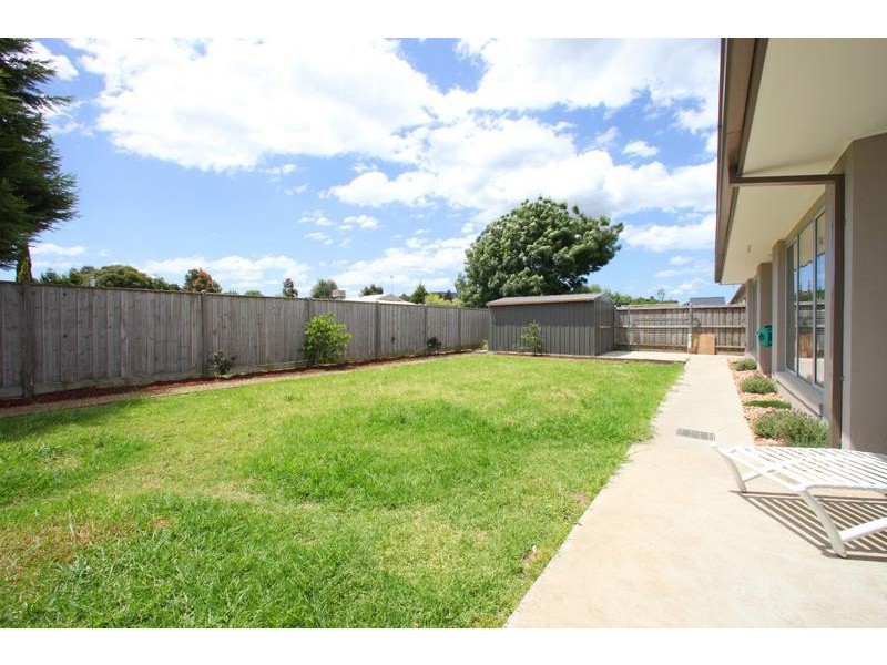 50 Paringa Drive, Ferntree Gully VIC 3156